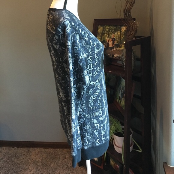 Snake print Nike Sweatshirt - Picture 4 of 7